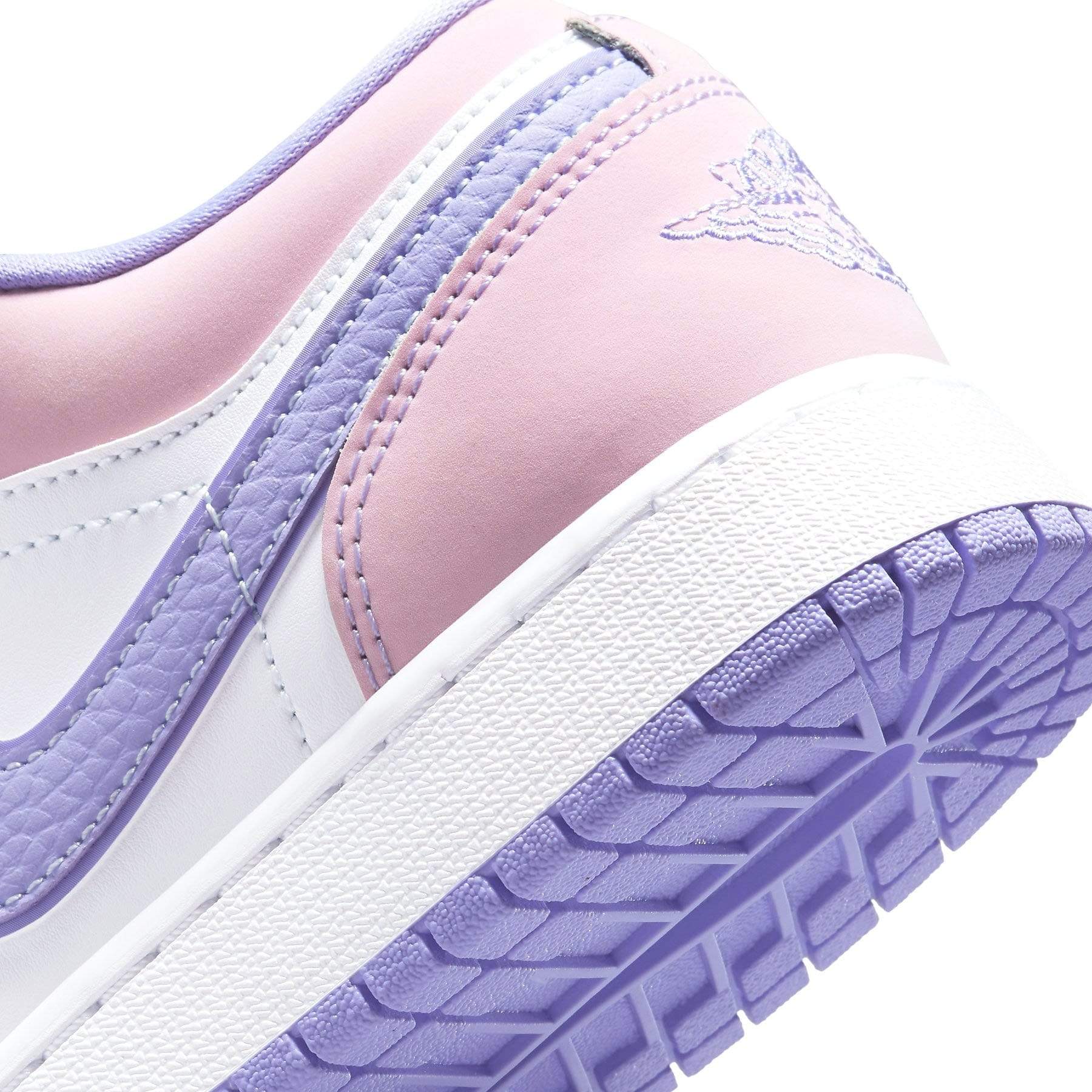 Air Jordan 1 Low SE GS 'Arctic Punch' - Image 4