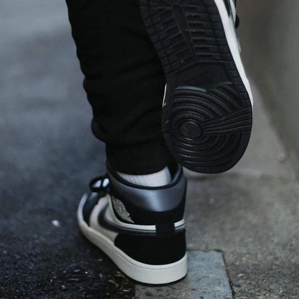 Air Jordan 1 Mid SE 'Satin Smoke Grey' - Image 7