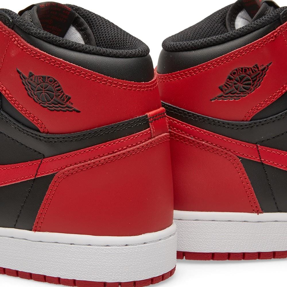 Air Jordan 1 Retro High OG Bred 2016 Banned - Image 4