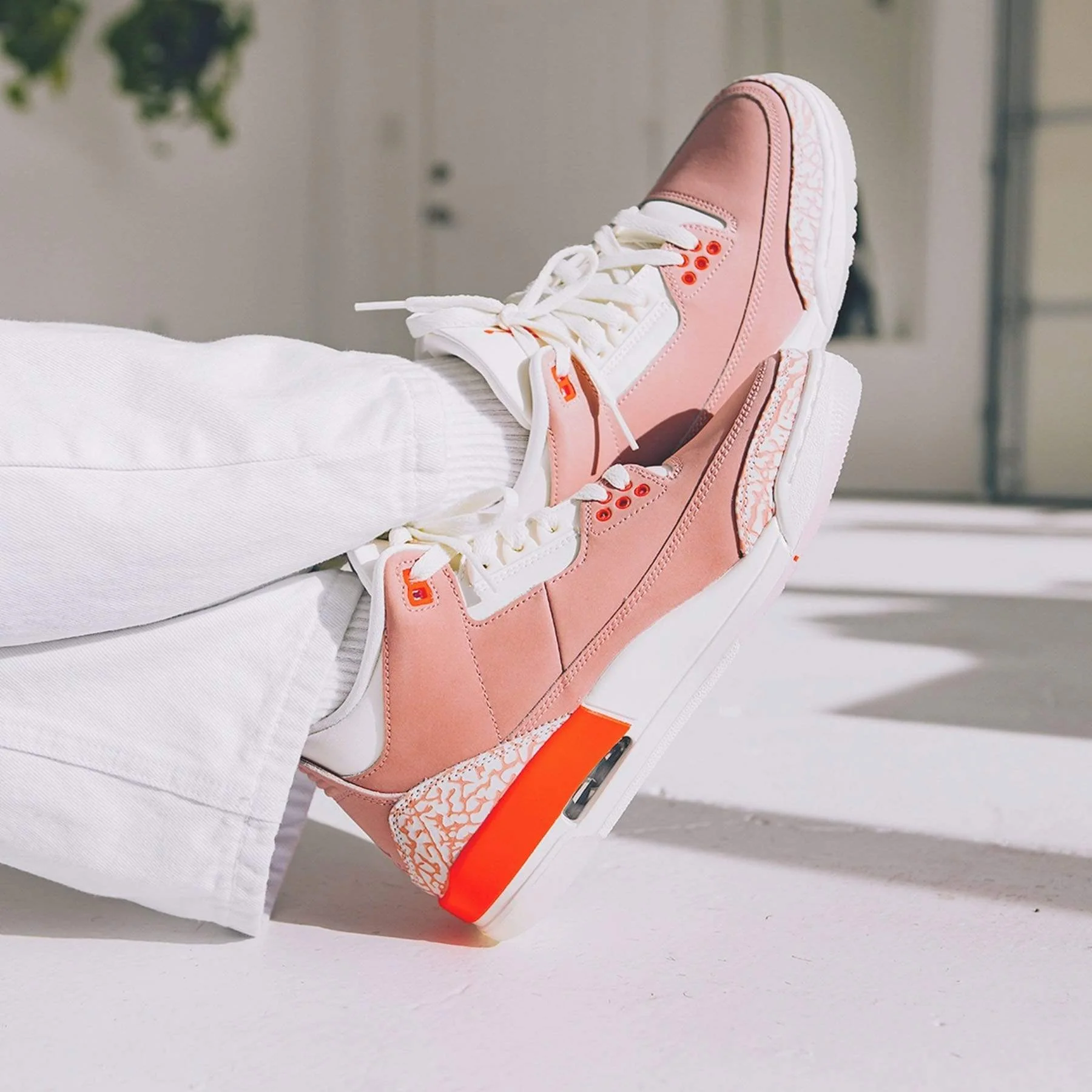 Air Jordan 3 Retro Wmns 'Rust Pink' - Image 7