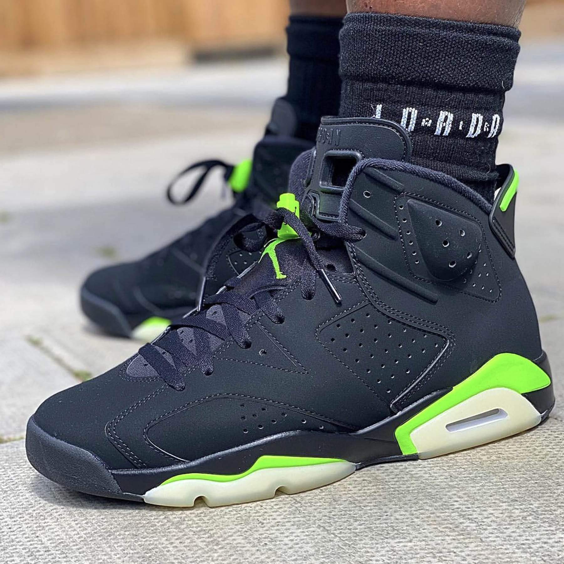Air Jordan 6 Retro 'Electric Green' - Image 6