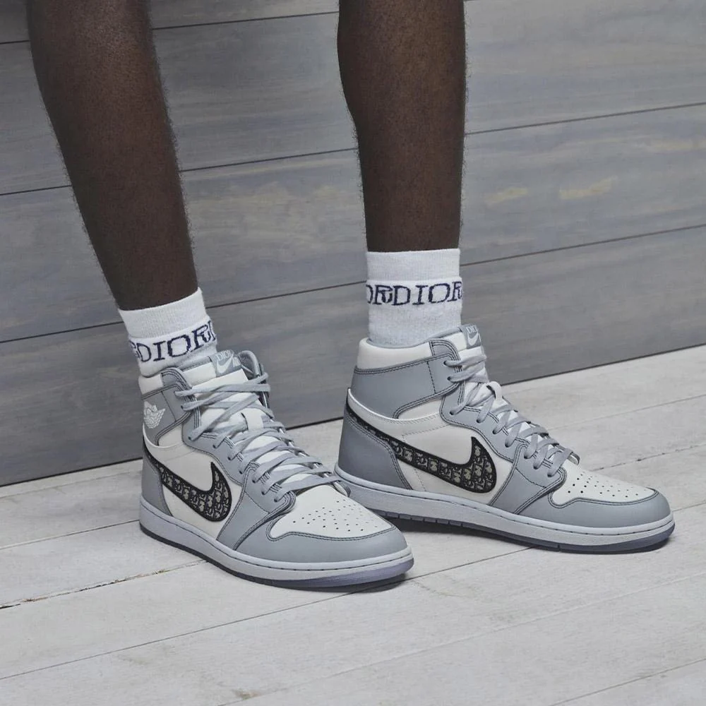 Dior x Air Jordan 1 High - Image 10