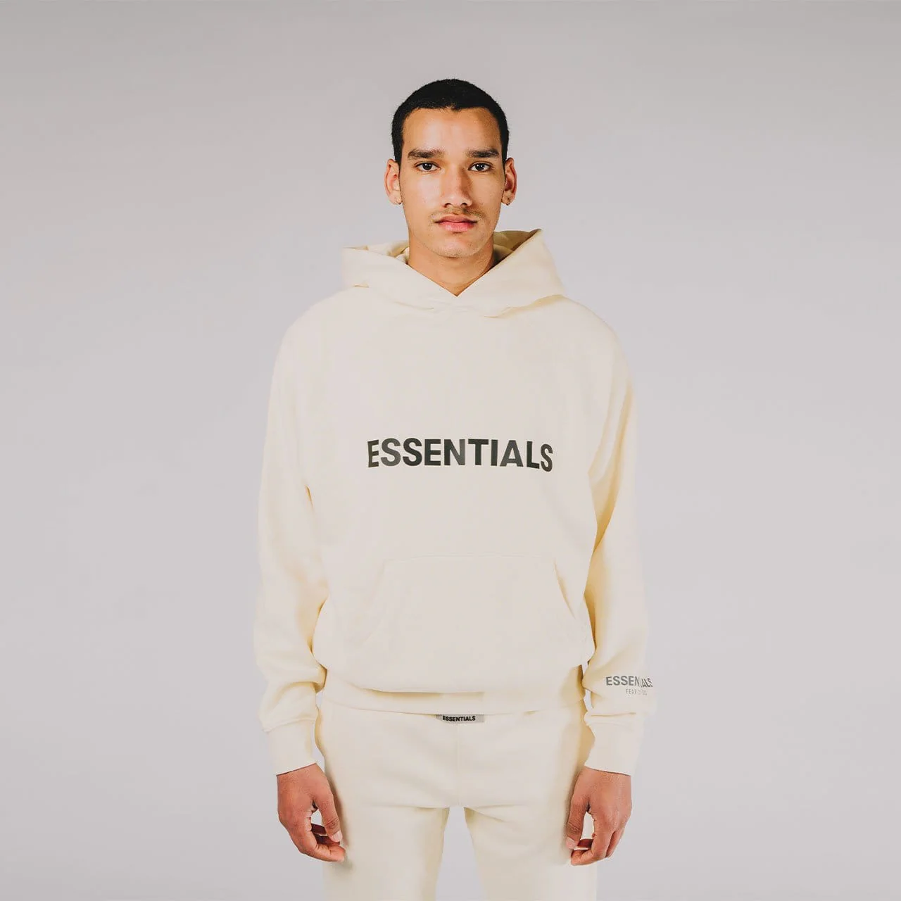 FEAR OF GOD ESSENTIALS 3D Silicon Applique Crewneck Buttercream - Image 5