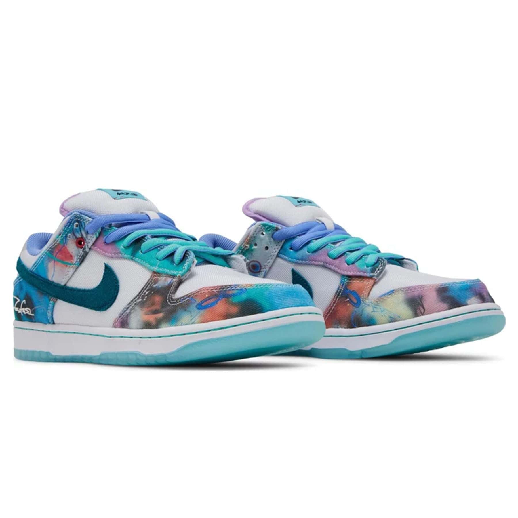 Futura Laboratories x Nike Dunk SB Low 'Bleached Aqua' - Image 5