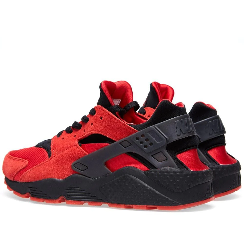 Nike Air Huarache QS 'Love-Hate' University Red & Black - Image 2
