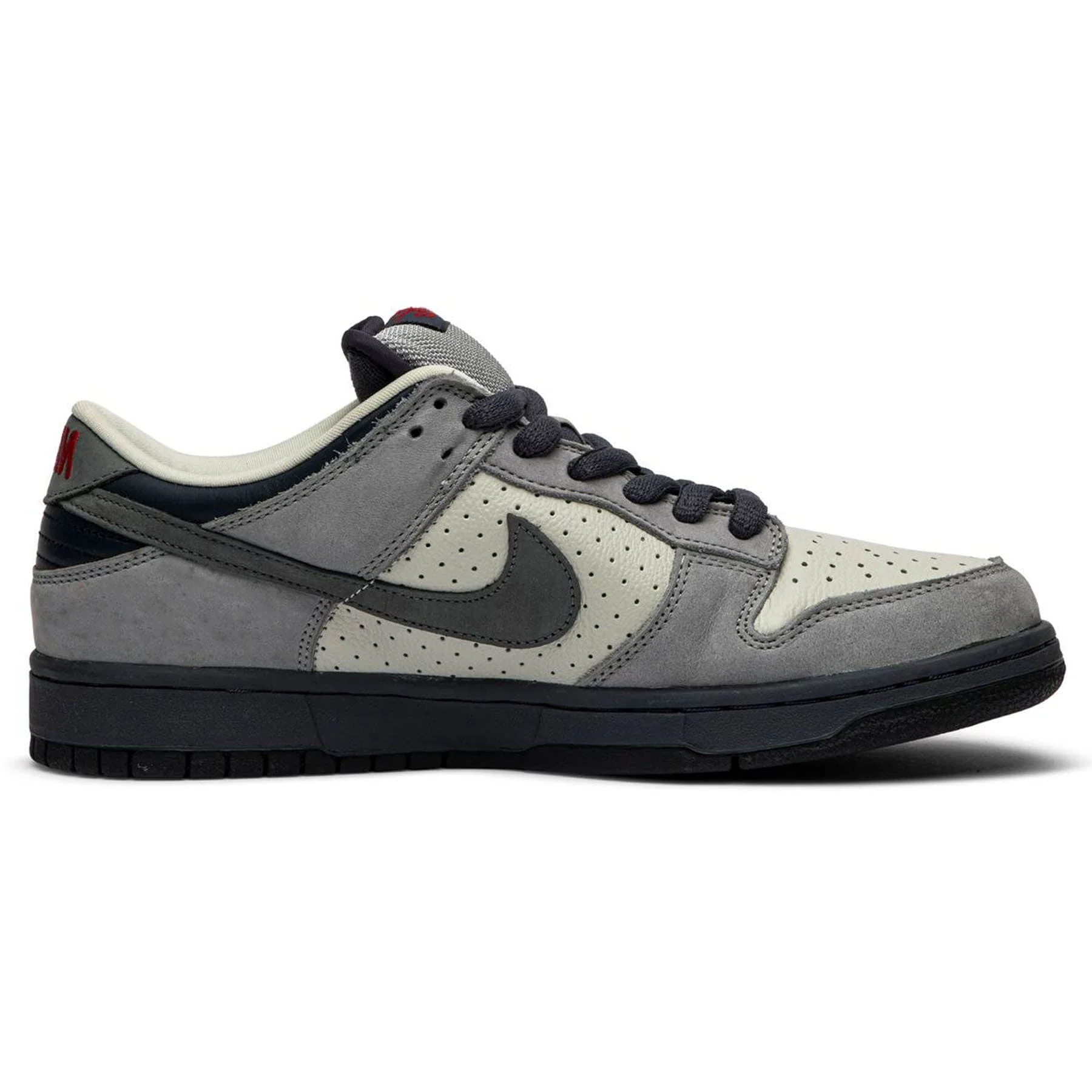Nike Dunk Low Pro SB 'Band Aid' - Image 3