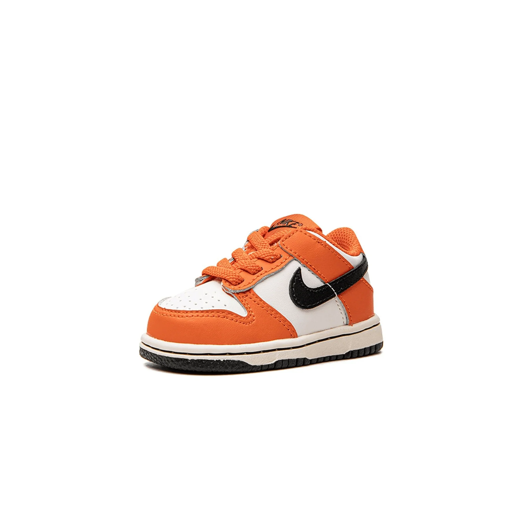 Nike Dunk Low TD 'Halloween' 2022 - Image 4