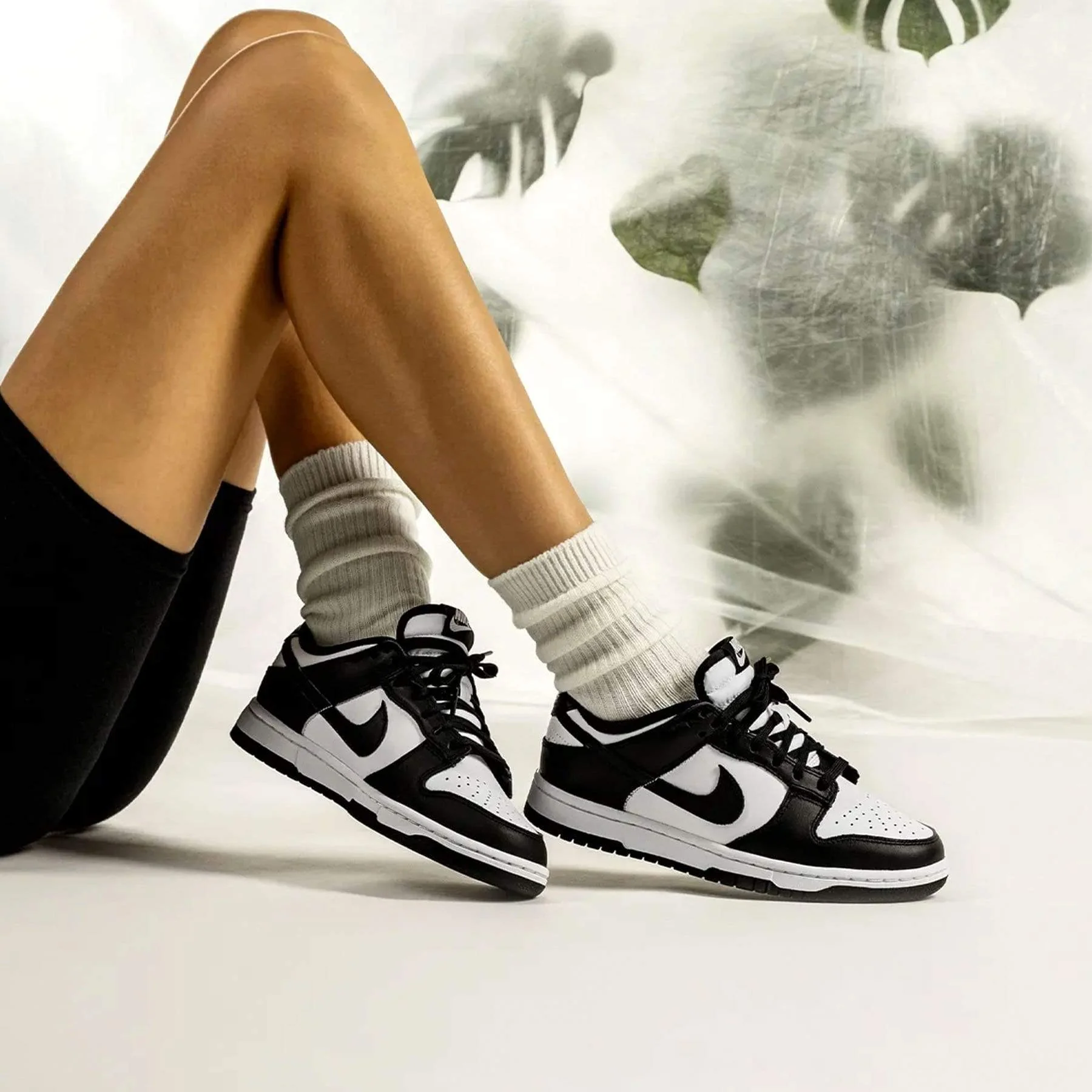 Nike Dunk Low Wmns 'Black White' - Image 7