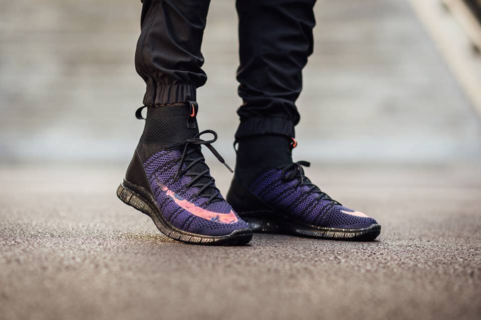 NIKE FREE FLYKNIT MERCURIAL Black & Bright Crimson - Image 4